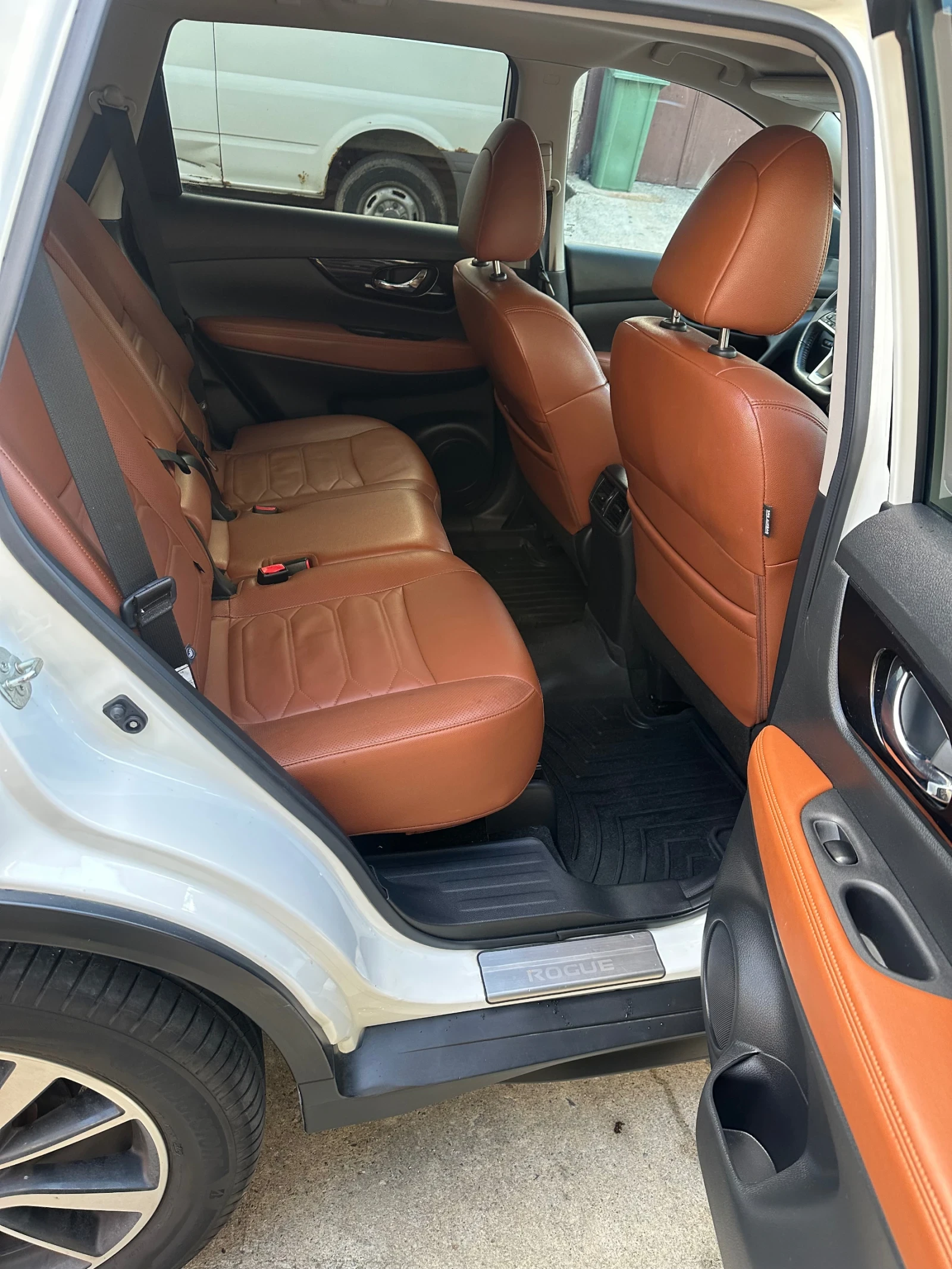 Nissan Rogue SL Platinum AWD EU Map ����� ��� ��������� ���� | Mobile.bg � ����������� 11