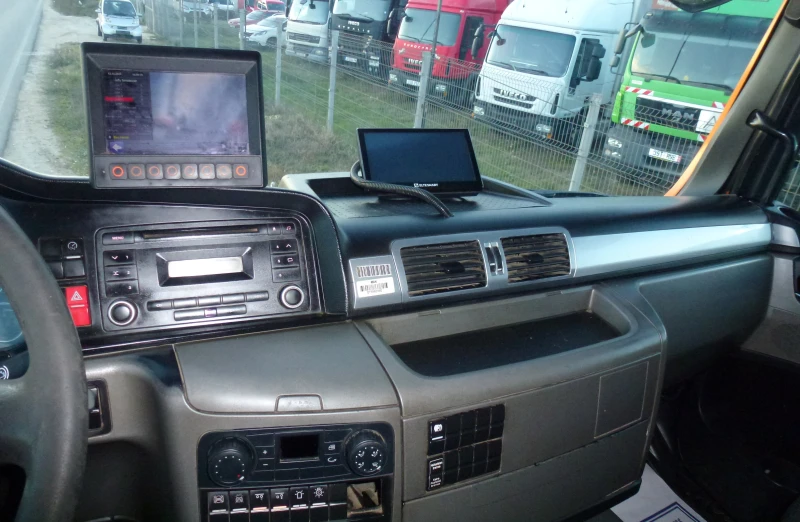 Man Tgs 26.320 СМЕТОСЪБИРАЧКА, снимка 11 - Камиони - 52755171