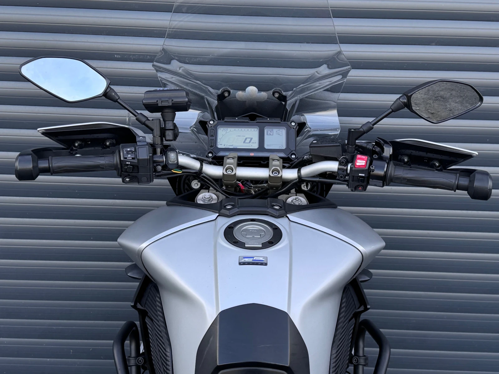 Yamaha Mt-09 TRACER - изображение 10