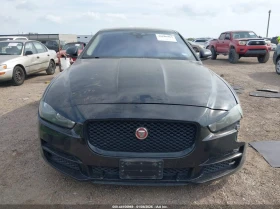 Jaguar XE 2l 25T Prestige, снимка 12