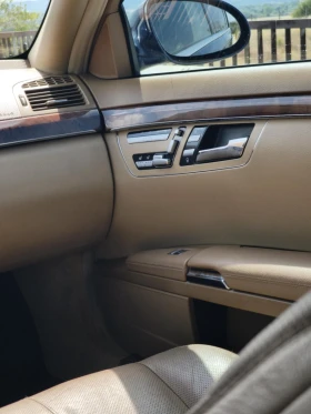 Mercedes-Benz S 320, снимка 12