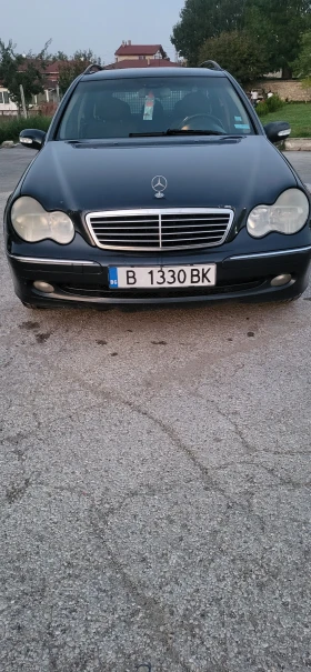 Mercedes-Benz C 220, снимка 2