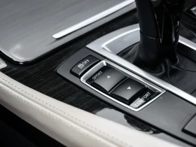 BMW 550 M-PACK* HEAD-UP* NAVI* 8ZF* KEYLESS* SHODOWLINE - 27500 лв. / 14060.53 € - 52143597 12