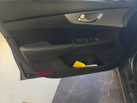 Kia Forte LXS - 17300 € / 33835.86 лв. - 56737178 11