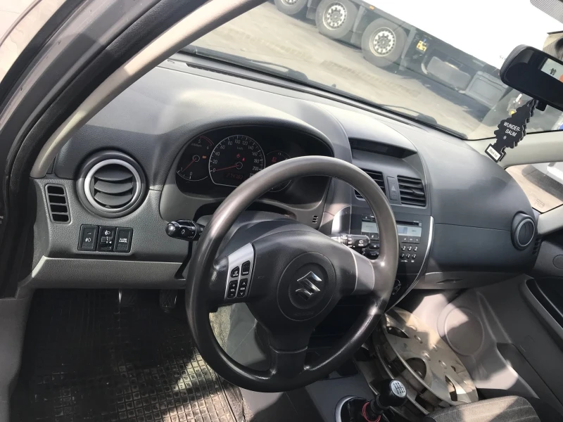 Suzuki SX4 1.9 DDiS 4x4, снимка 8 - Автомобили и джипове - 38075513