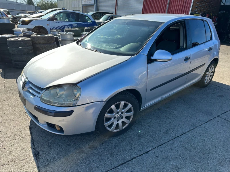 VW Golf 1.9 tdi 6 ск, снимка 3 - Автомобили и джипове - 42974480