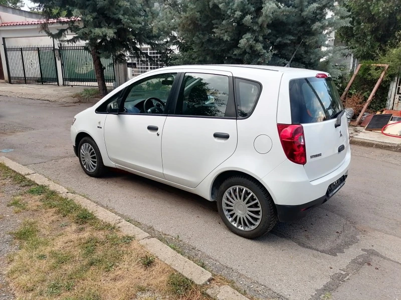 Mitsubishi Colt 1.3 16 v klima, снимка 8 - Автомобили и джипове - 46663926