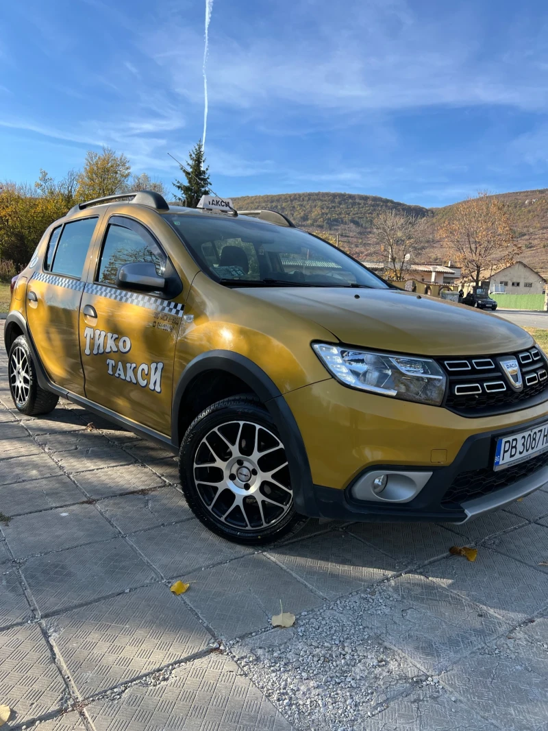 Dacia Sandero 1.0sce 73hp Stepway Газ/Климатик, снимка 3 - Автомобили и джипове - 47831282