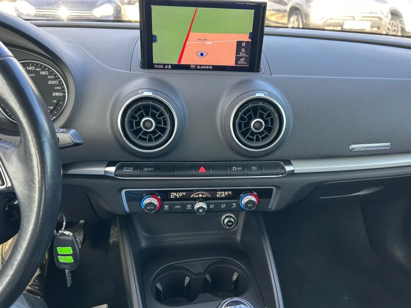 Audi A3 euro6 PERFEKT, снимка 12 - Автомобили и джипове - 52330686