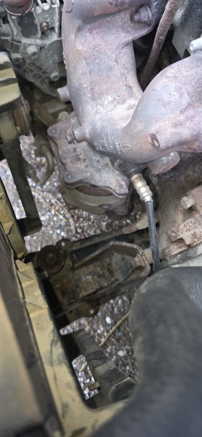 Nissan Almera tino 1.8i, снимка 12 - Автомобили и джипове - 52498263