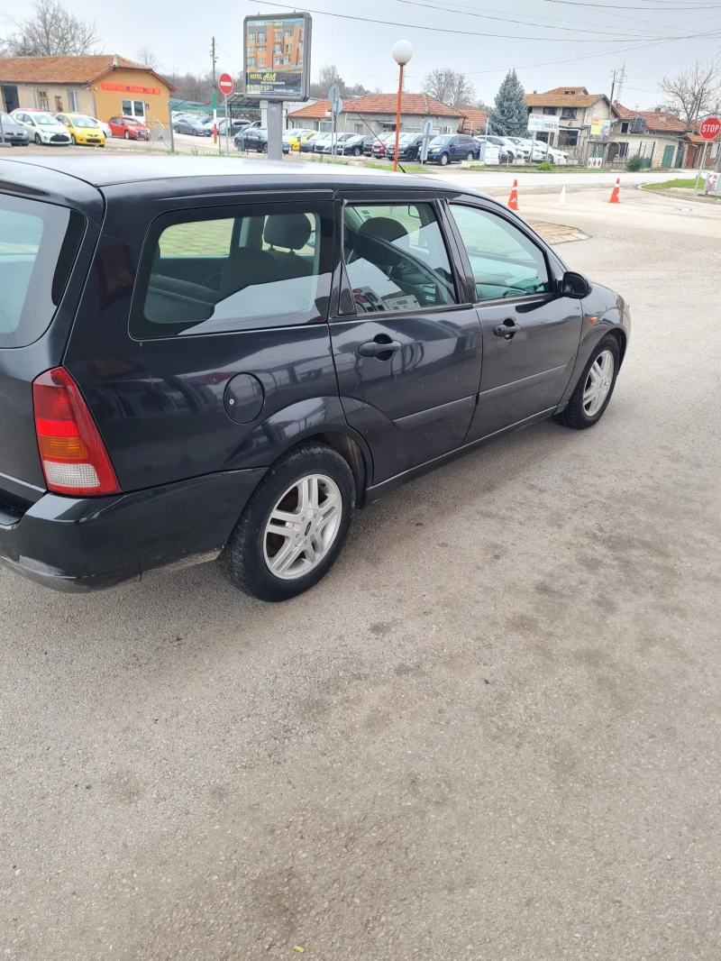 Ford Focus 1.8куб.90к.с. , снимка 3 - Автомобили и джипове - 52739597