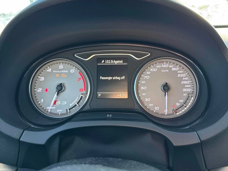 Audi S3 * 2.0T Technik * CARFAX * БЕЗ ПЪРВОНАЧАЛНА ВНОСКА, снимка 8 - Автомобили и джипове - 53153927