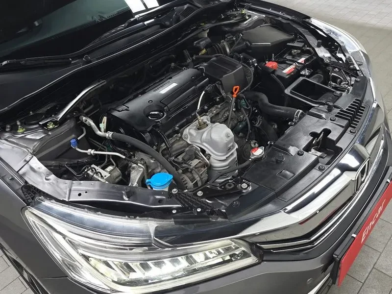 Honda Accord 2.4 9Th Generation, снимка 6 - Автомобили и джипове - 55841747