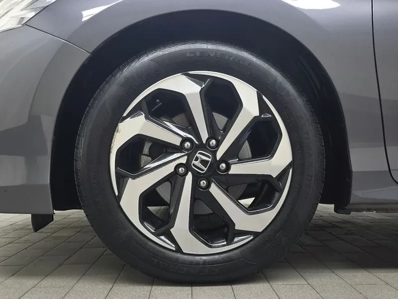 Honda Accord 2.4 9Th Generation, снимка 5 - Автомобили и джипове - 55841747