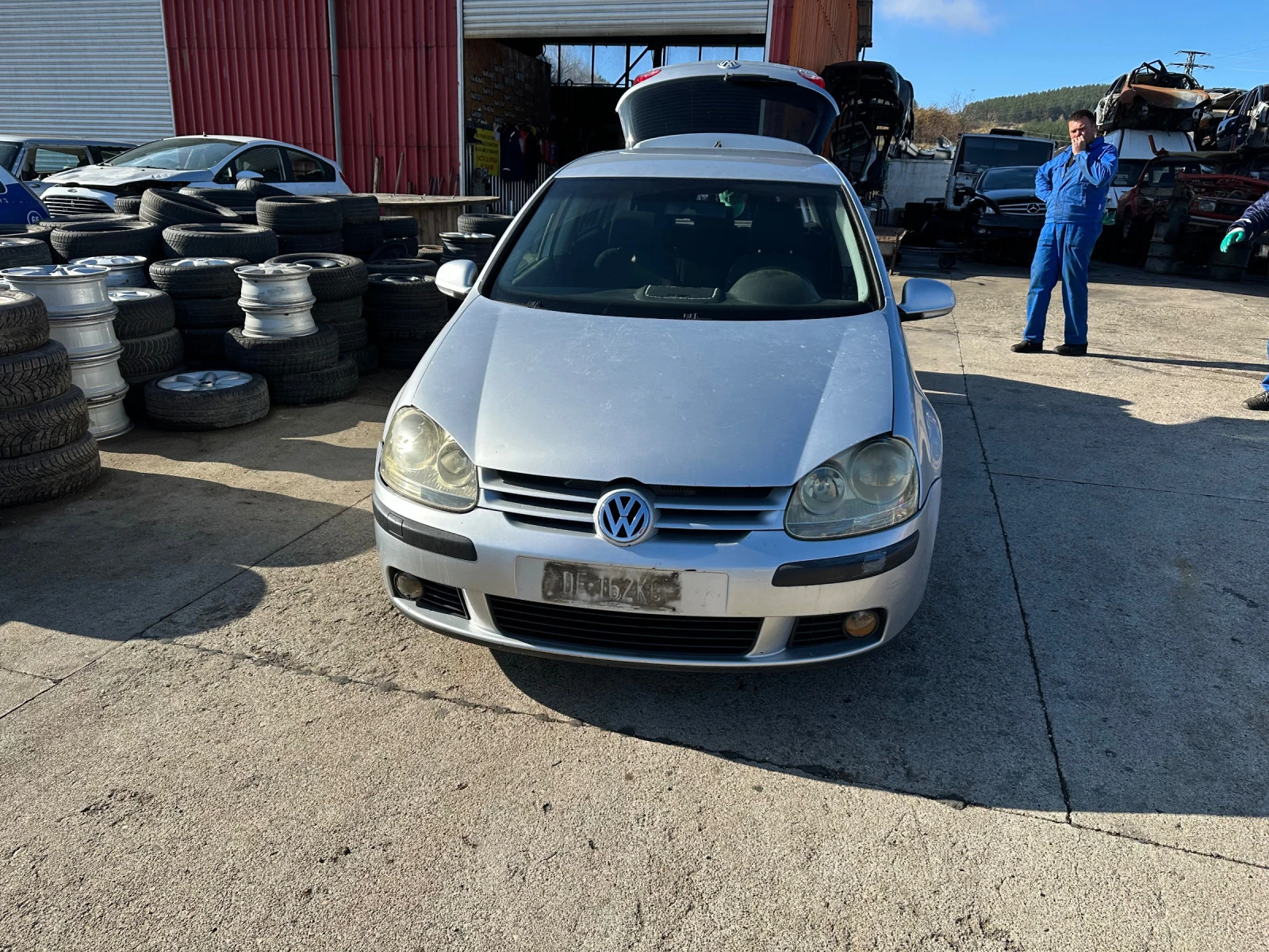 VW Golf 1.9 tdi 6 ск - изображение 2