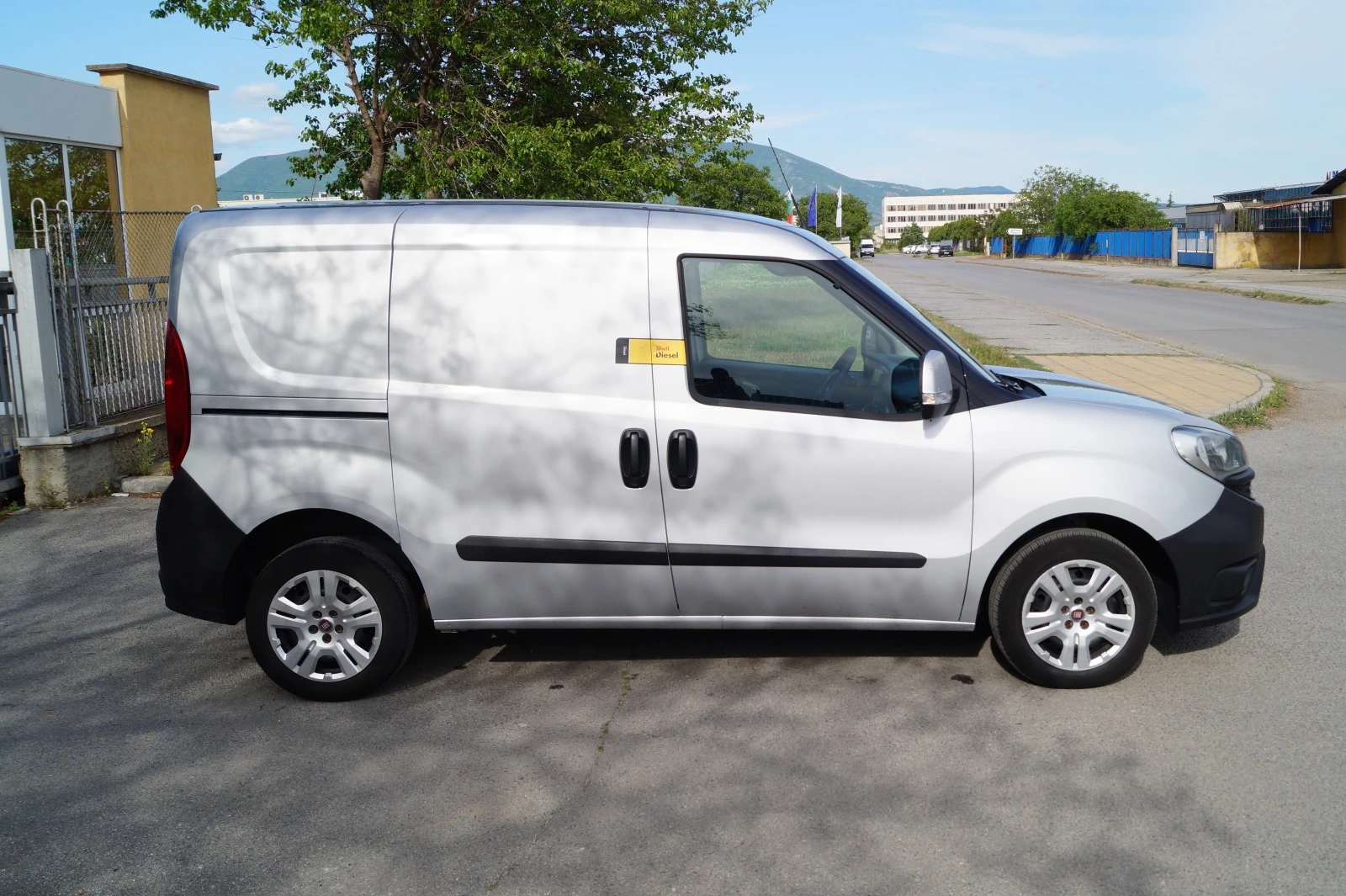 Fiat Doblo 1.6d АВТОМАТИК - изображение 3