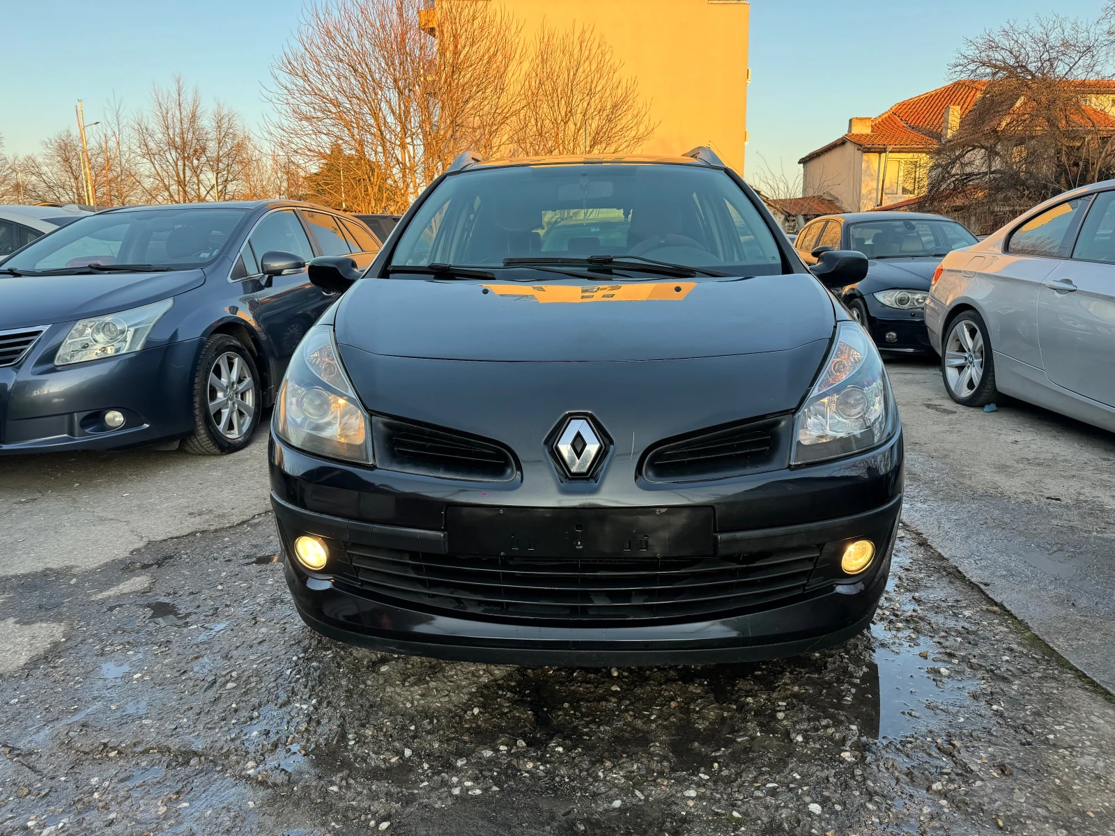 Renault Clio 1.2i 80HP XENON KOJA KLIMA 2011G - изображение 3