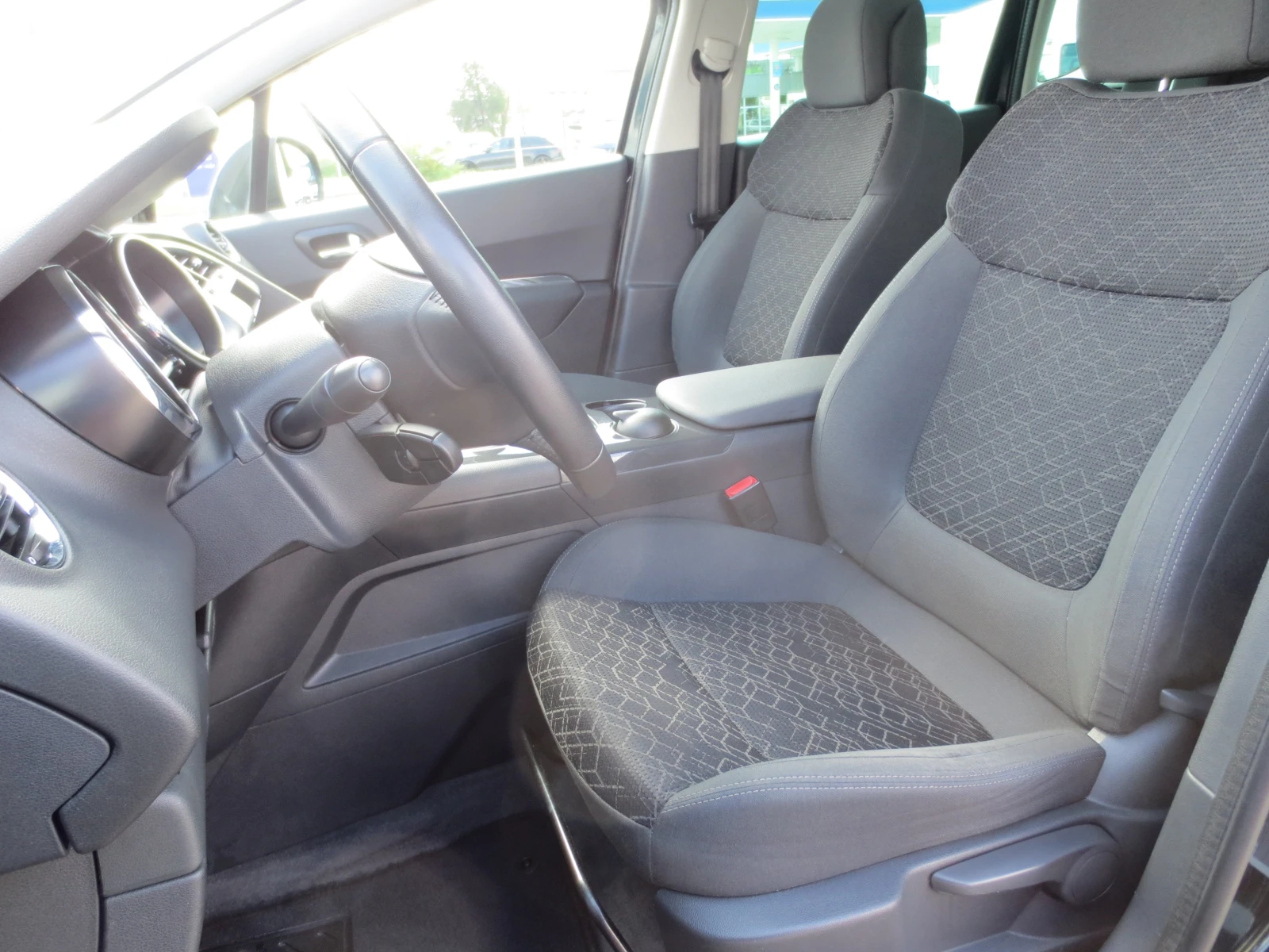 Peugeot 3008 1.6 HDI  - изображение 10