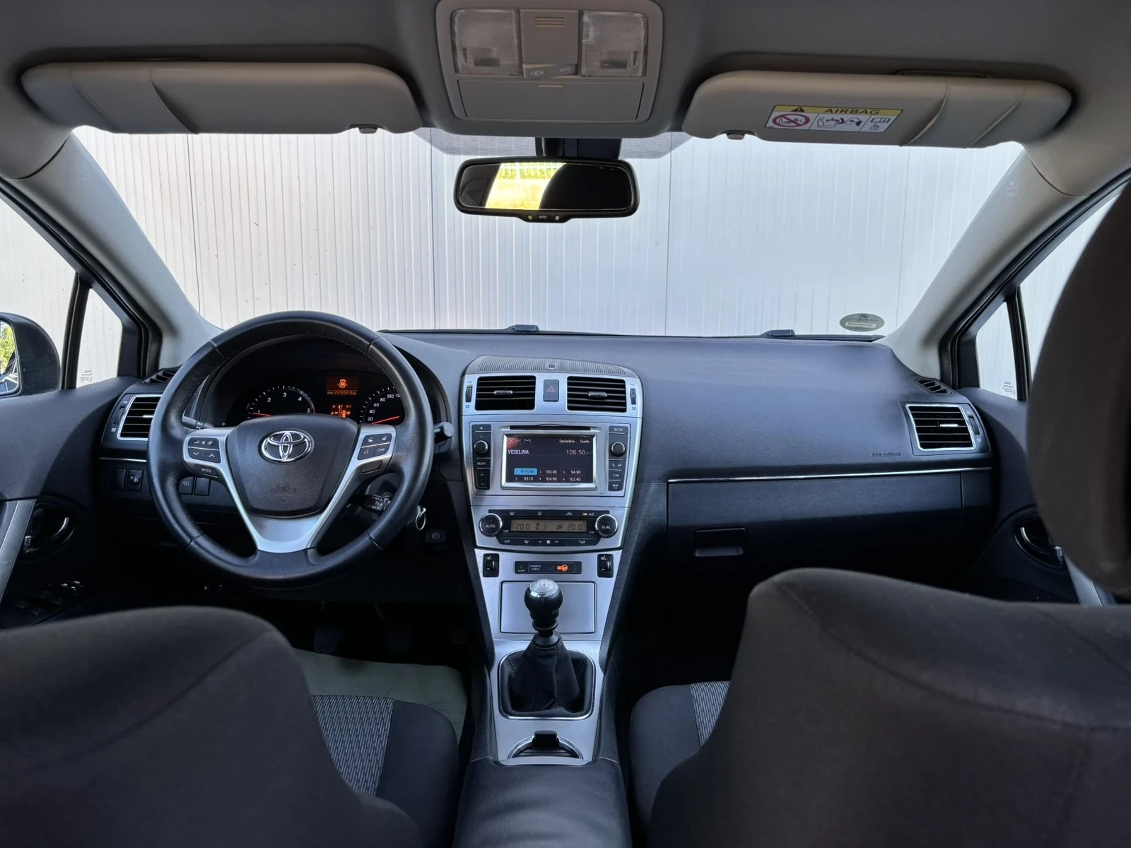 Toyota Avensis 2.0D4d/126кс/Германия/Facelift/Камера/Подгрев - изображение 9