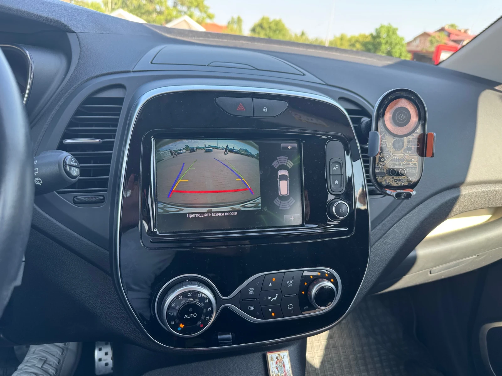 Renault Captur  - изображение 8