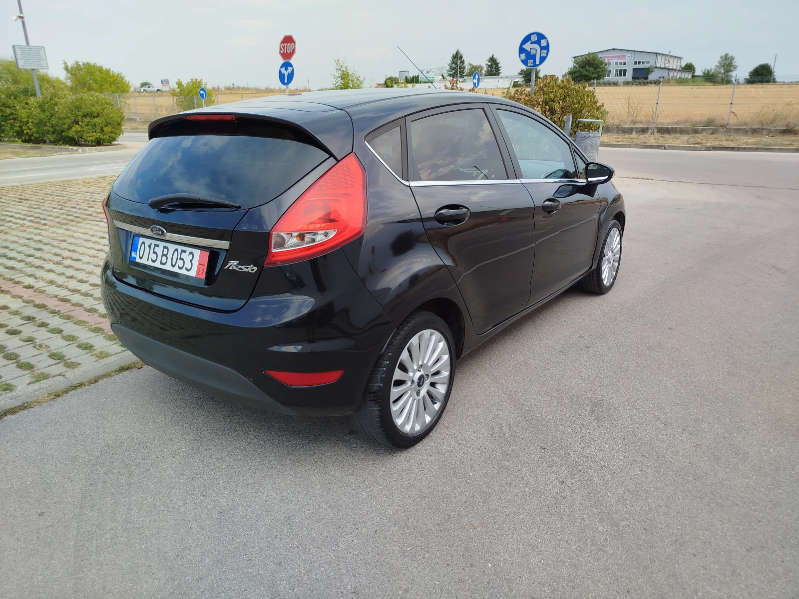 Ford Fiesta 1.4-96кс.ГАЗ-Климатроник - изображение 6