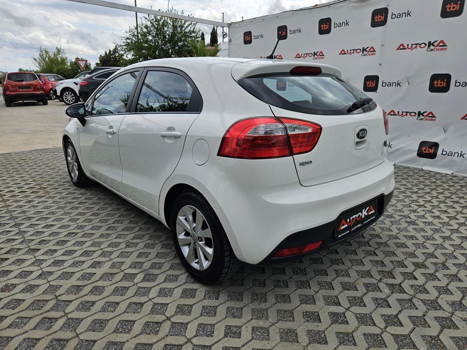Kia Rio 1.2I-85кс= ФАБРИЧНА ГАЗ= ΕURO 5Β - изображение 5