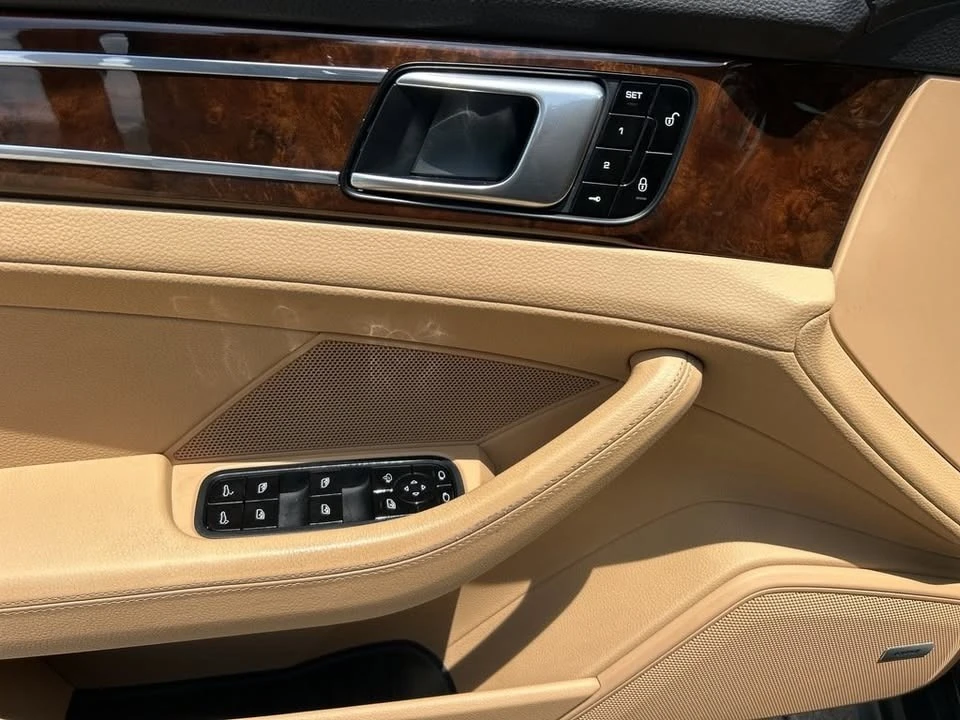 Porsche Panamera 4S * * CARFAX * * АВТО КРЕДИТ * *  - изображение 9