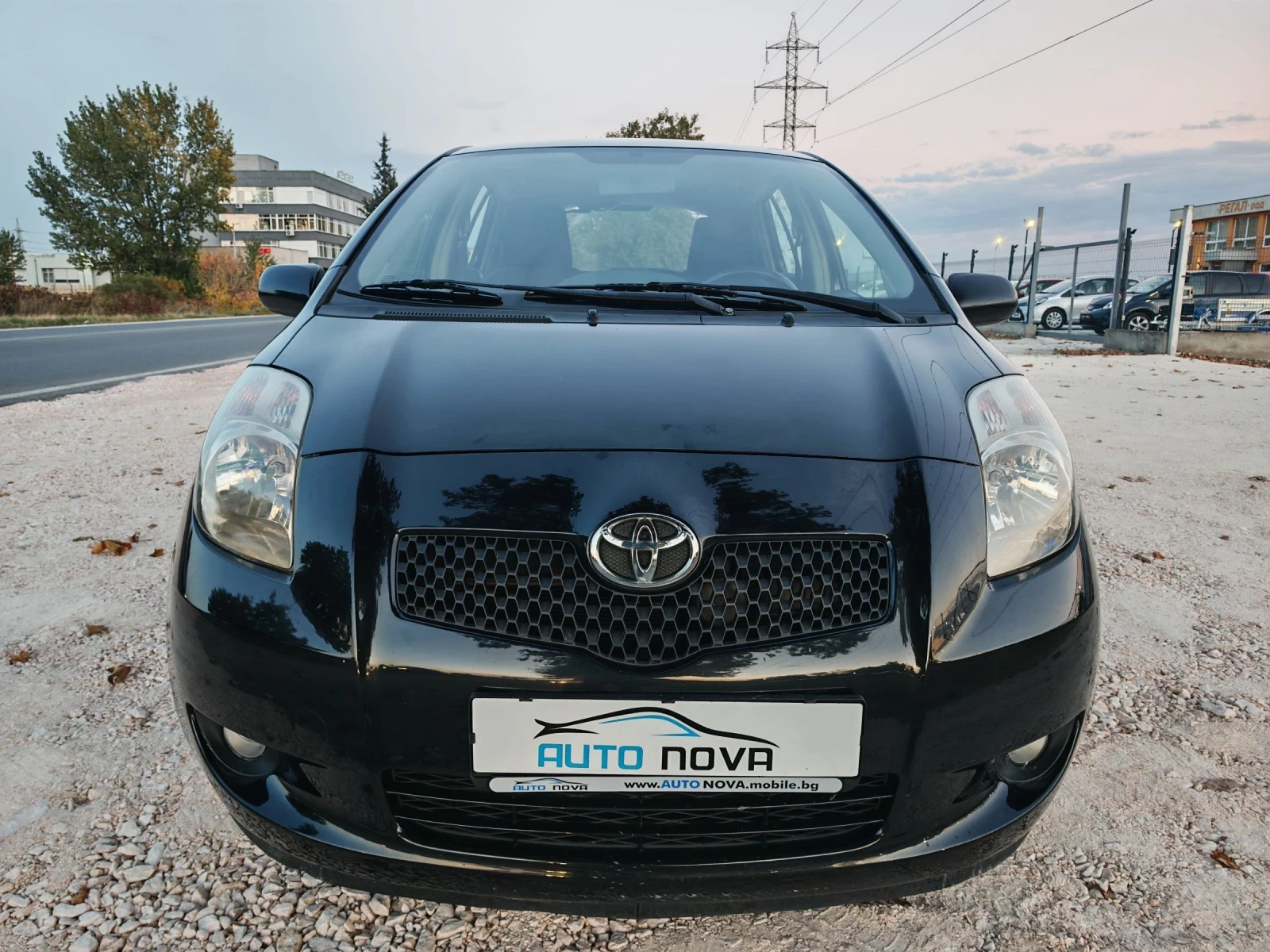 Toyota Yaris 1.4 90 К.С. ДИЗЕЛ! МНОГО ЗАПАЗЕНА! - изображение 2