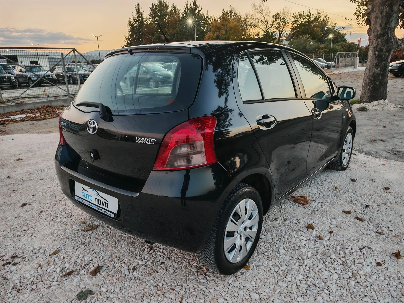 Toyota Yaris 1.4 90 К.С. ДИЗЕЛ! МНОГО ЗАПАЗЕНА! - изображение 7
