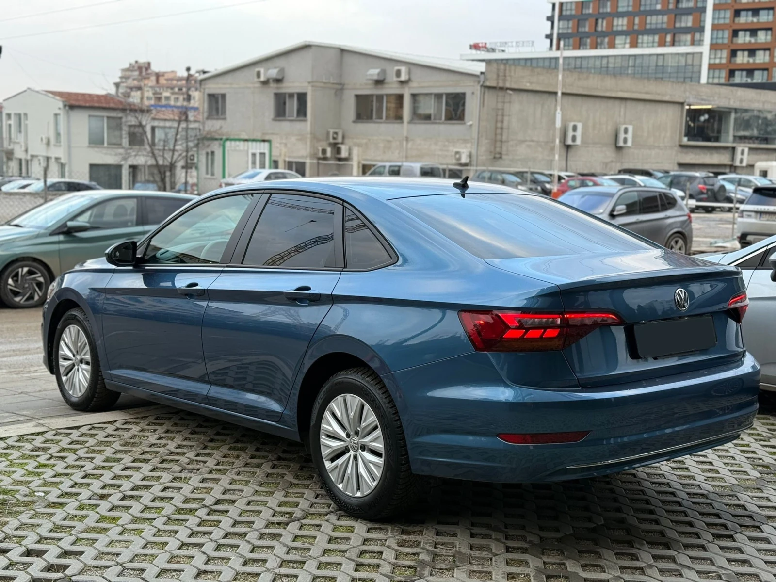 VW Jetta 1.4i DSG  - изображение 2