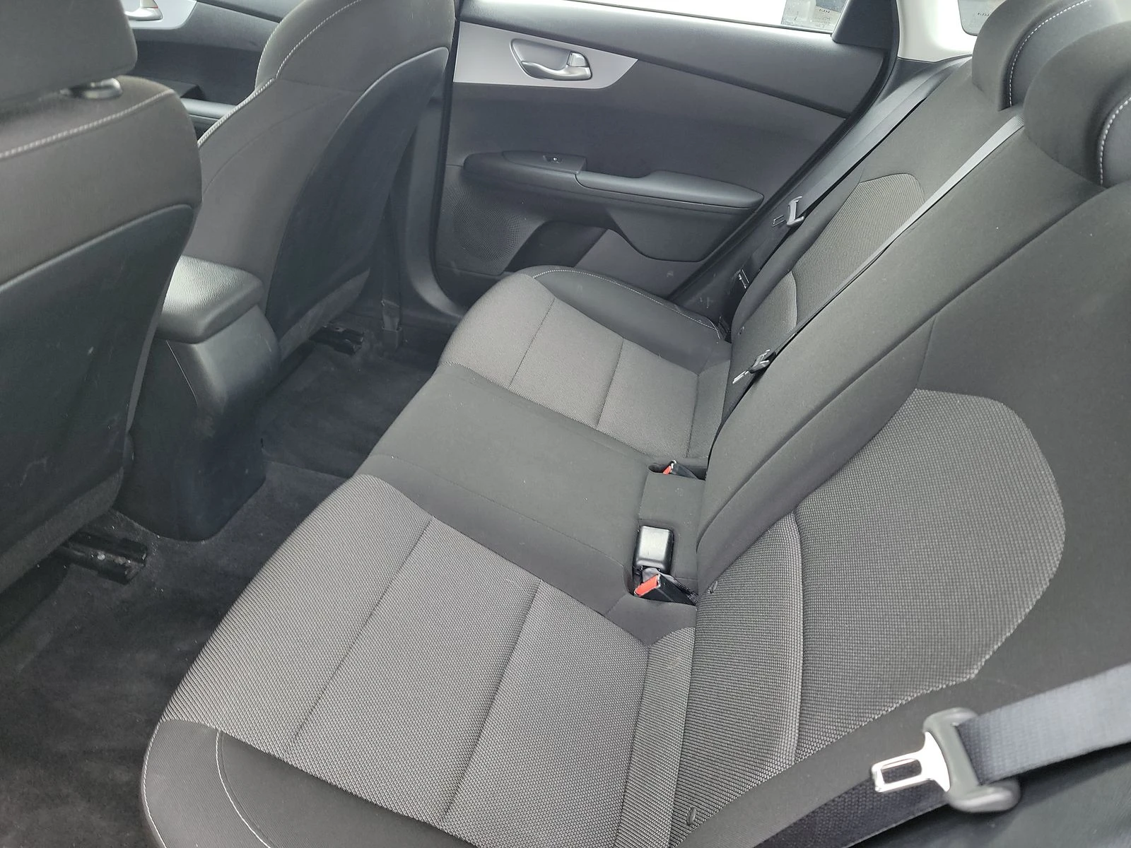 Kia Forte LXS | Mobile.bg � ����������� 13