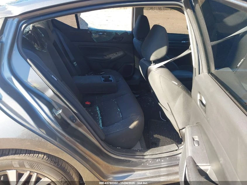 Nissan Altima 2.5l Sv Fwd - изображение 8