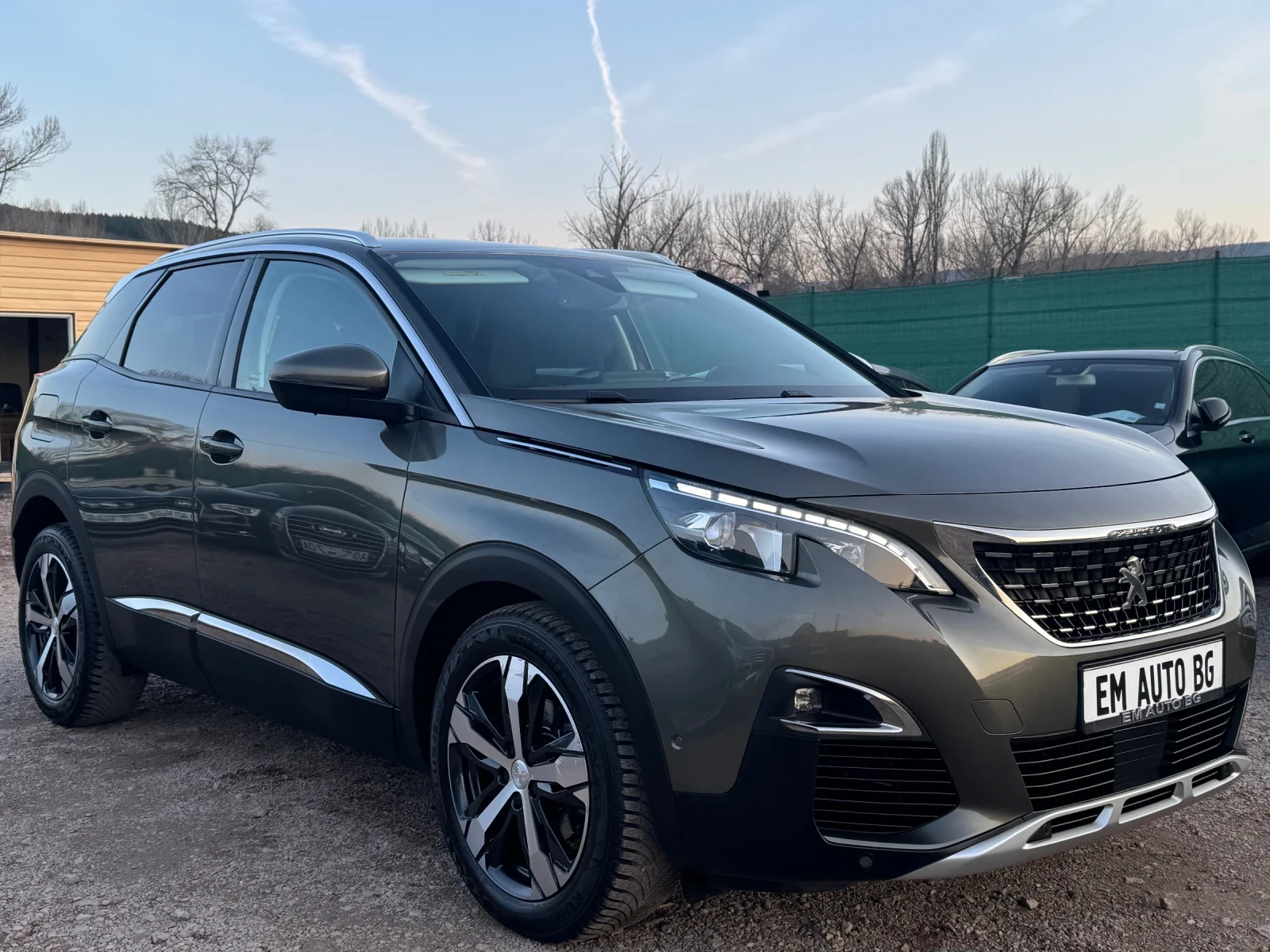 Peugeot 3008 1.5HDI EAT-8 Allure, снимка 3 - Автомобили и джипове - 53738617