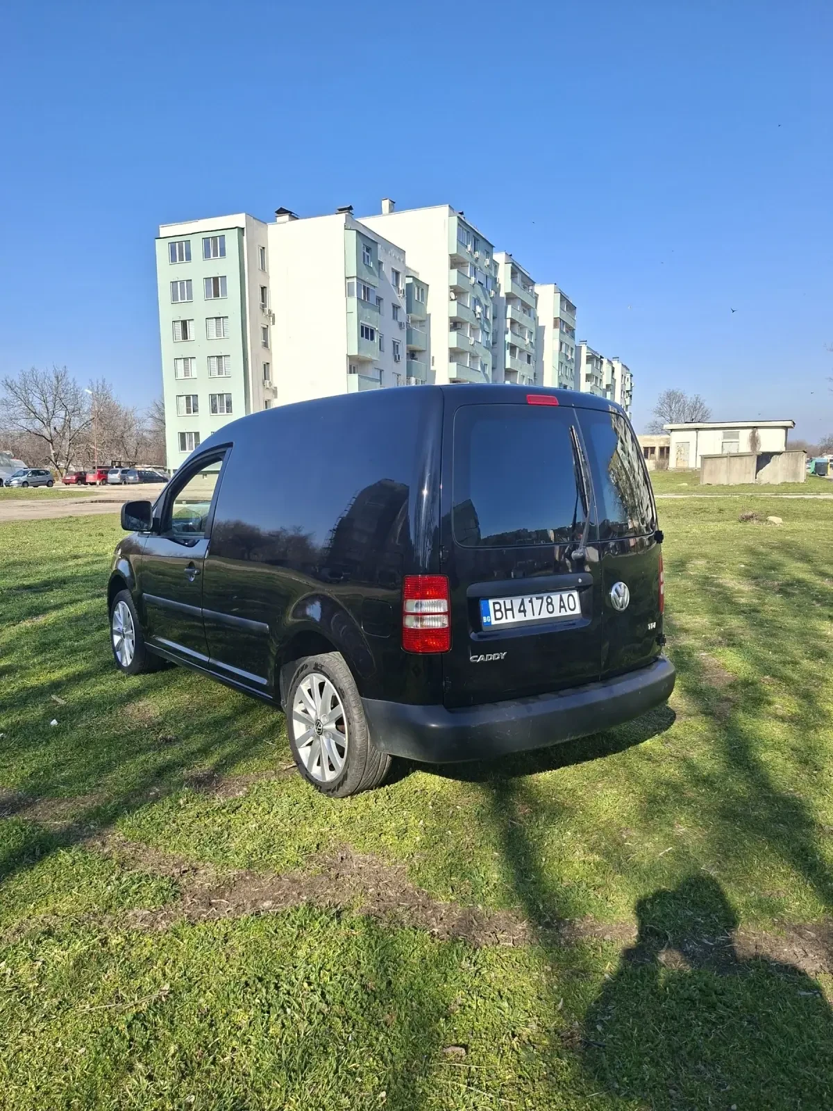 VW Caddy 1.6TDI, снимка 6 - Автомобили и джипове - 53750709