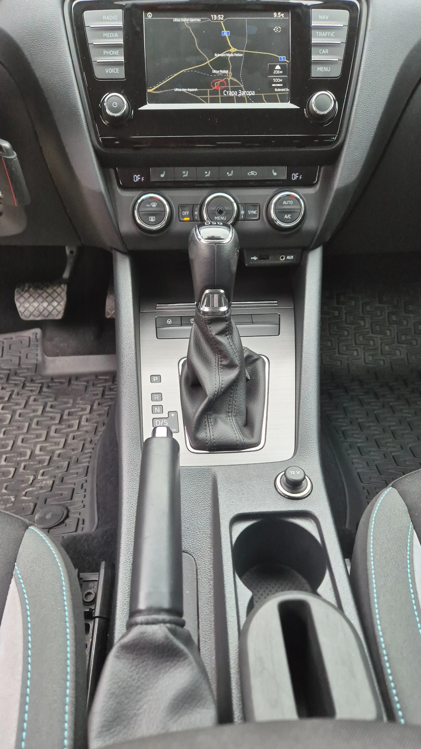 Skoda Octavia JOY 1.6 TDI 110PS Automatik , снимка 12 - Автомобили и джипове - 53902799