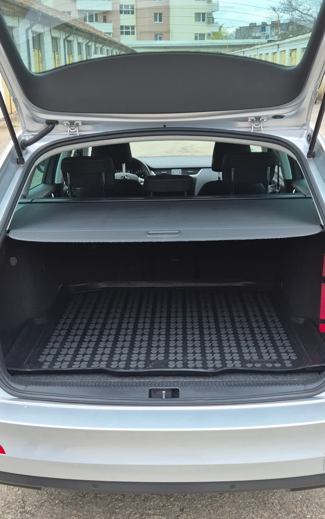 Skoda Octavia JOY 1.6 TDI 110PS Automatik , снимка 7 - Автомобили и джипове - 53902799