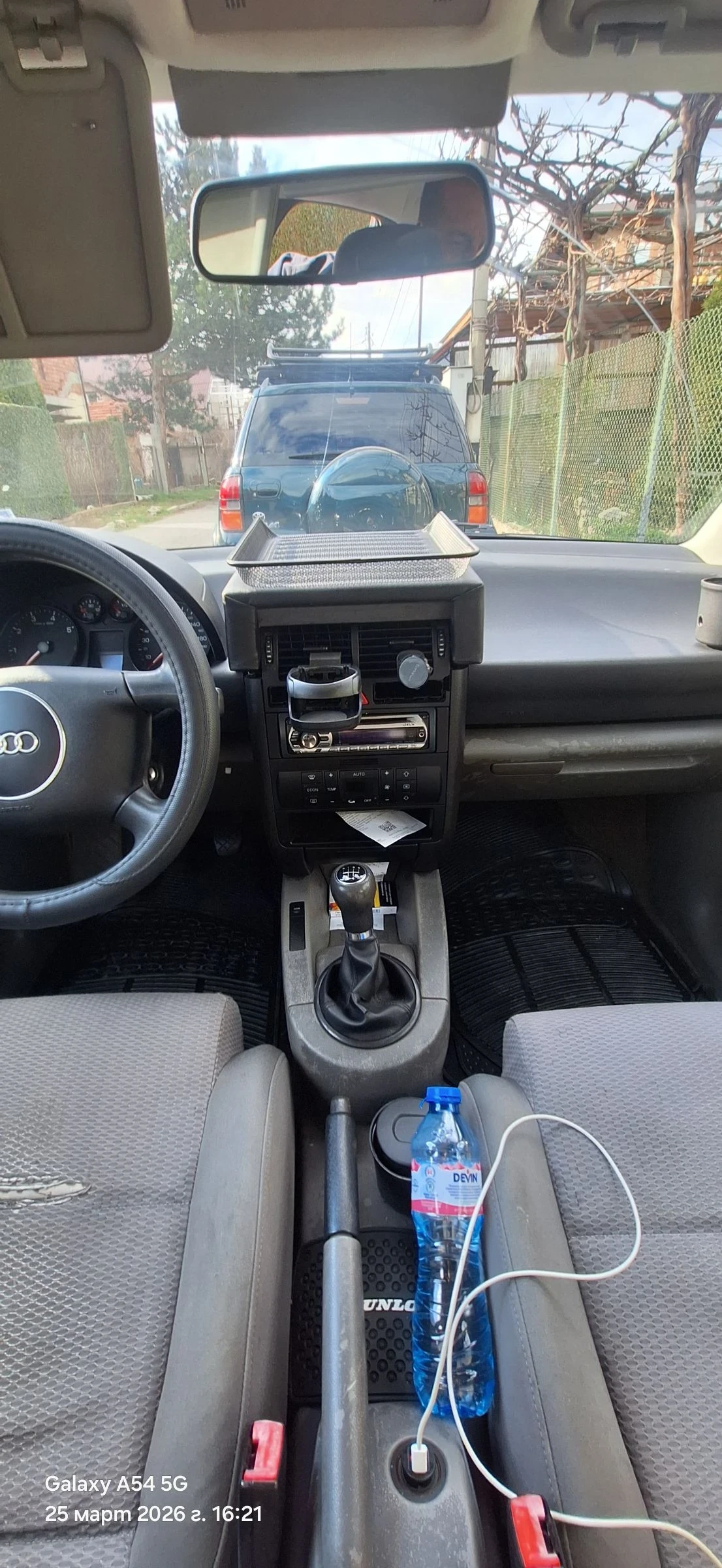 Audi A2 1.4 бензин, снимка 10 - Автомобили и джипове - 54086094