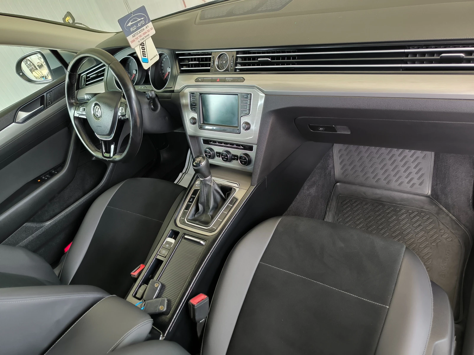 VW Passat 2, 0ТDi-150k.c.6ск.НАВИ, ЕВРО 6, снимка 11 - Автомобили и джипове - 54125550