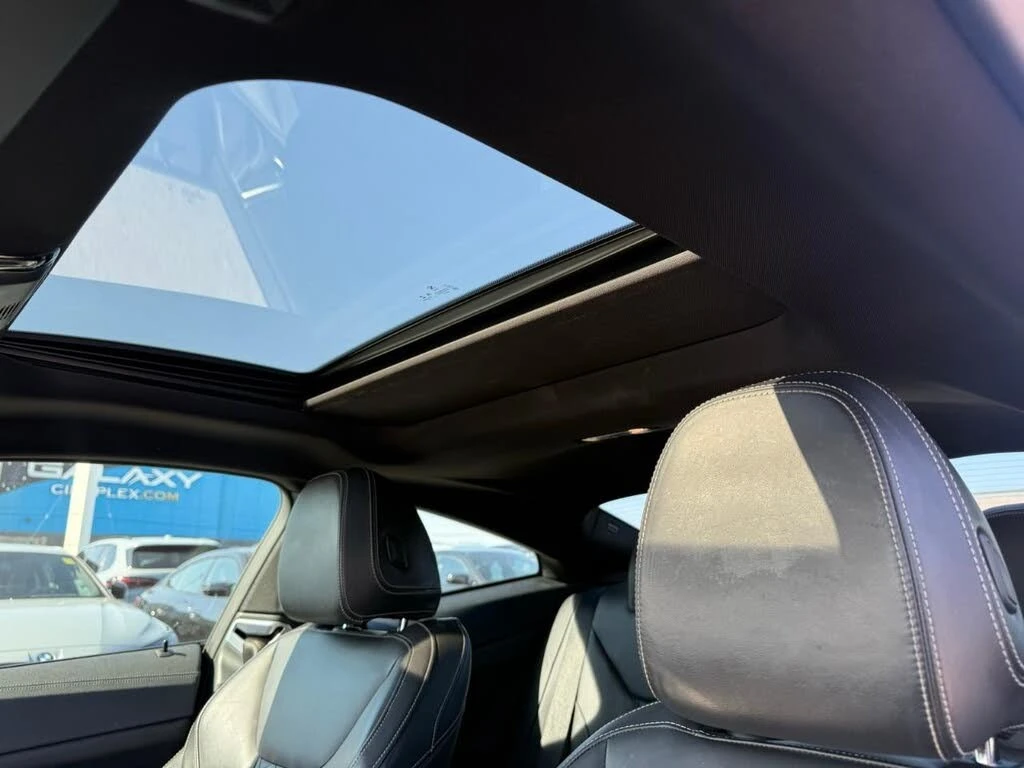 BMW M4 xDrive* АвтоКредит* (ЦЕНА ДО БГ), снимка 13 - Автомобили и джипове - 54344663