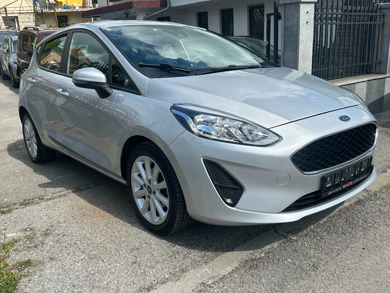 Ford Fiesta 1.5D-85k.s-180000km-PDC-EURO6B-2018g, снимка 3 - Автомобили и джипове - 54568986