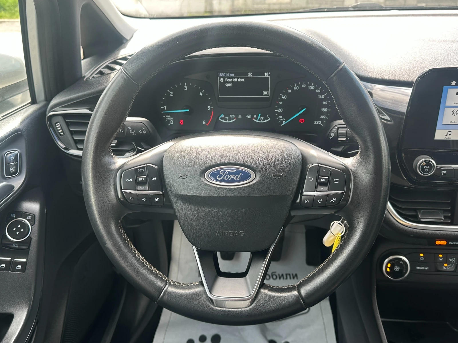 Ford Fiesta 1.5D-85k.s-180000km-PDC-EURO6B-2018g, снимка 10 - Автомобили и джипове - 54568986