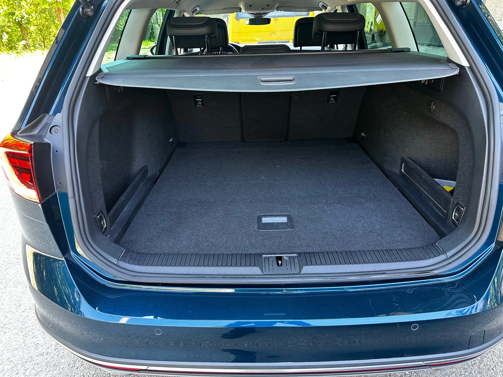 VW Alltrack Pasat, снимка 17 - Автомобили и джипове - 54677447