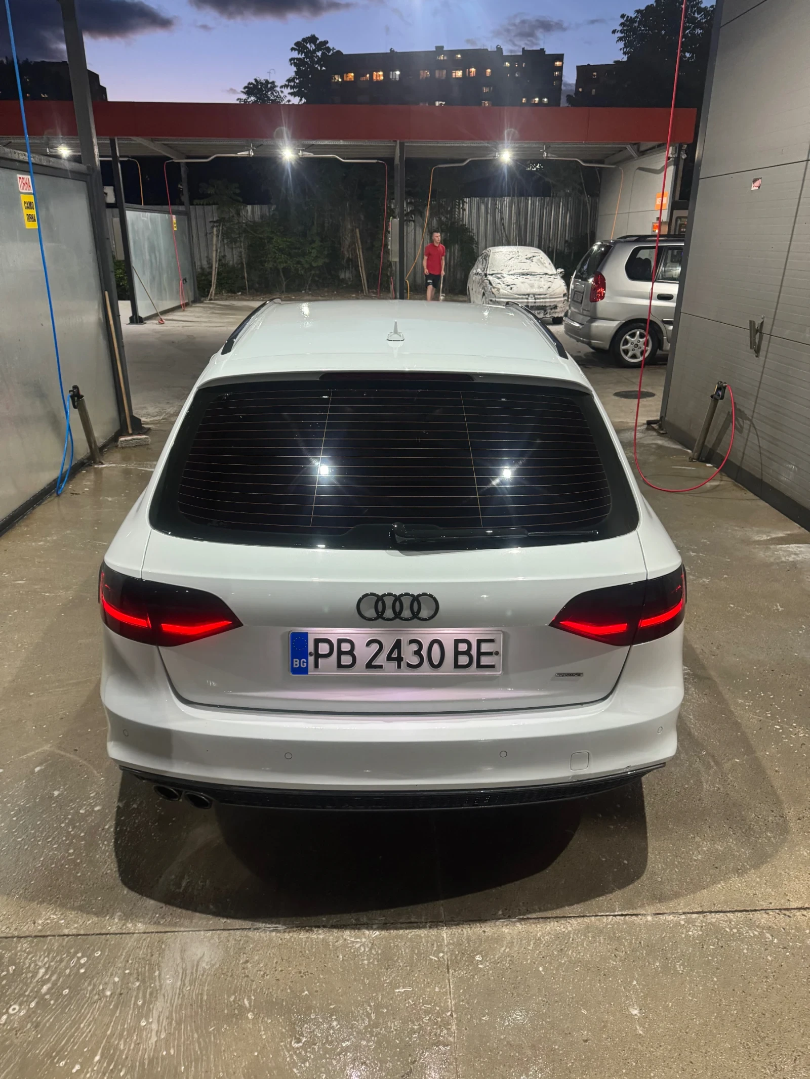Audi A4 2.0tdi Quattro, снимка 5 - Автомобили и джипове - 54705967
