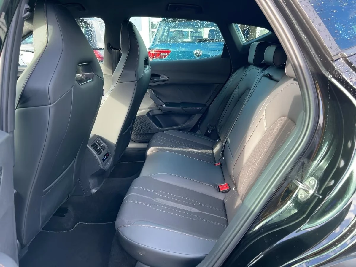 Cupra Formentor 2.5 TFSI/ VZ5/ DSG/ MATRIX/360/, снимка 8 - Автомобили и джипове - 54712477