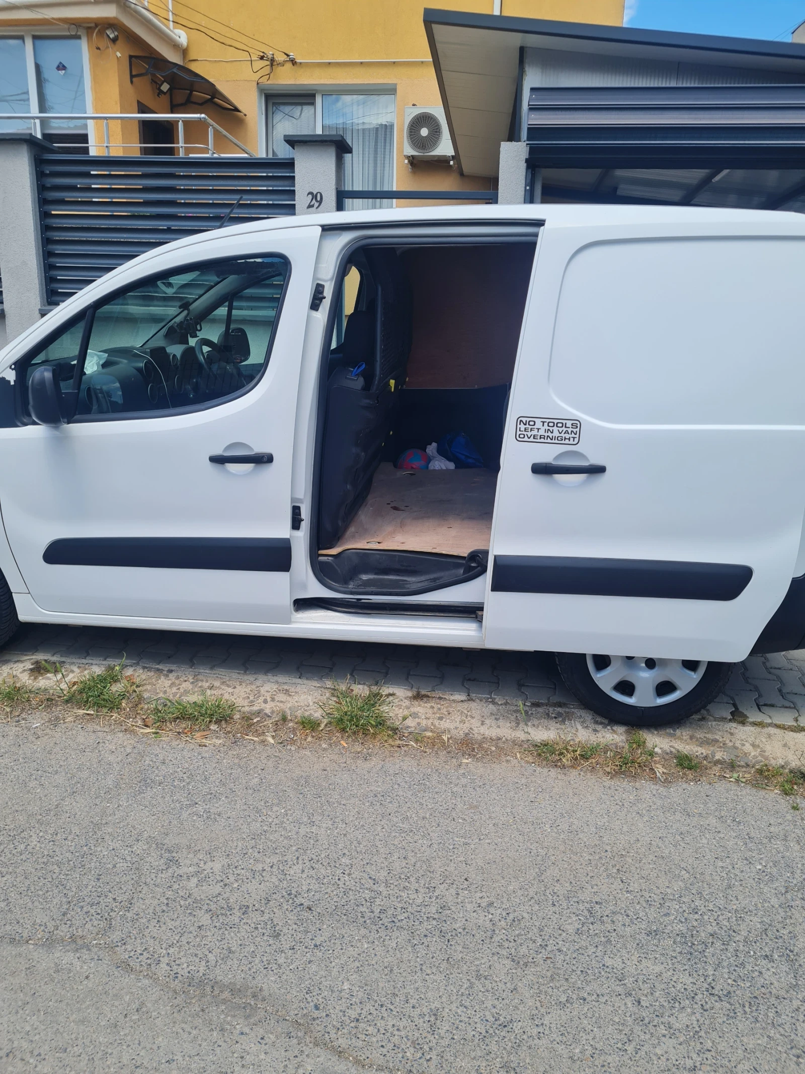 Peugeot Partner, снимка 6 - Автомобили и джипове - 54783653