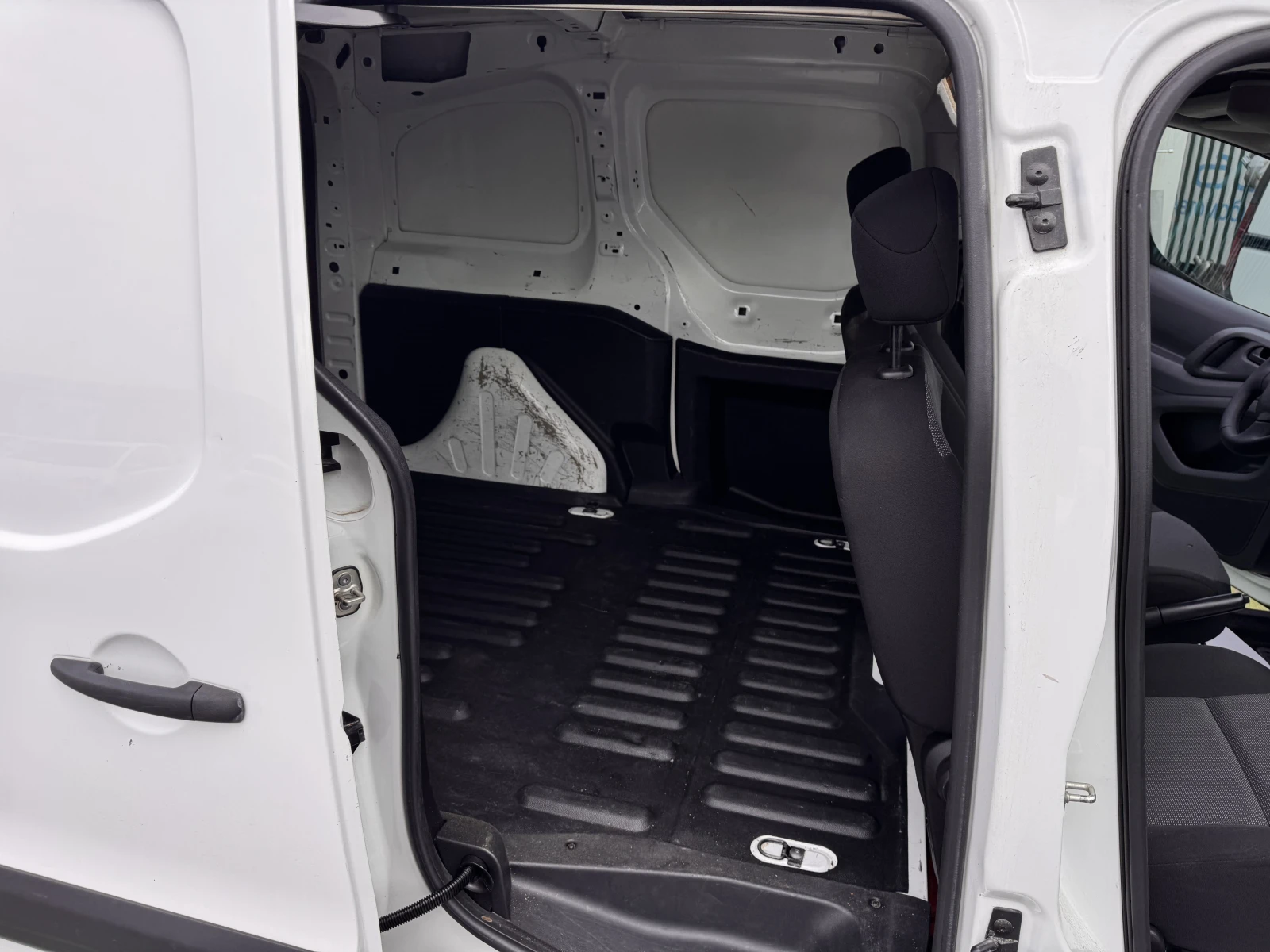 Citroen Berlingo VAN/1.6BlueHDi/75К.С./5МТ/N1, снимка 14 - Автомобили и джипове - 55142169