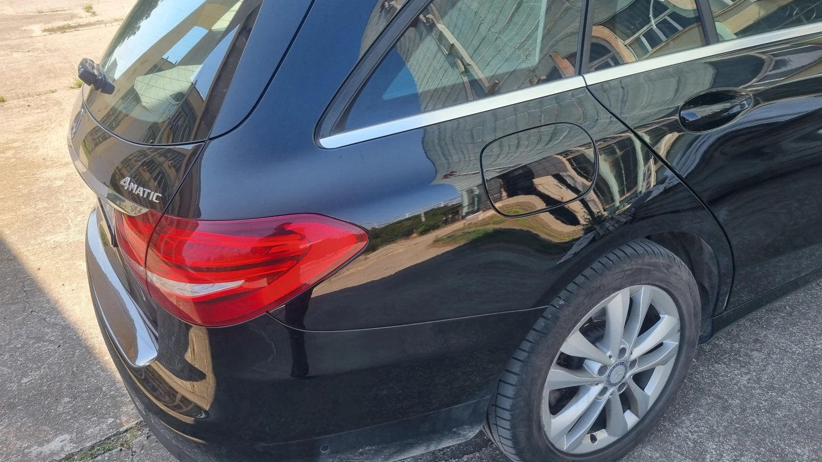 Mercedes-Benz C 220 220D  4matic 9 g-tronic, снимка 12 - Автомобили и джипове - 55347146