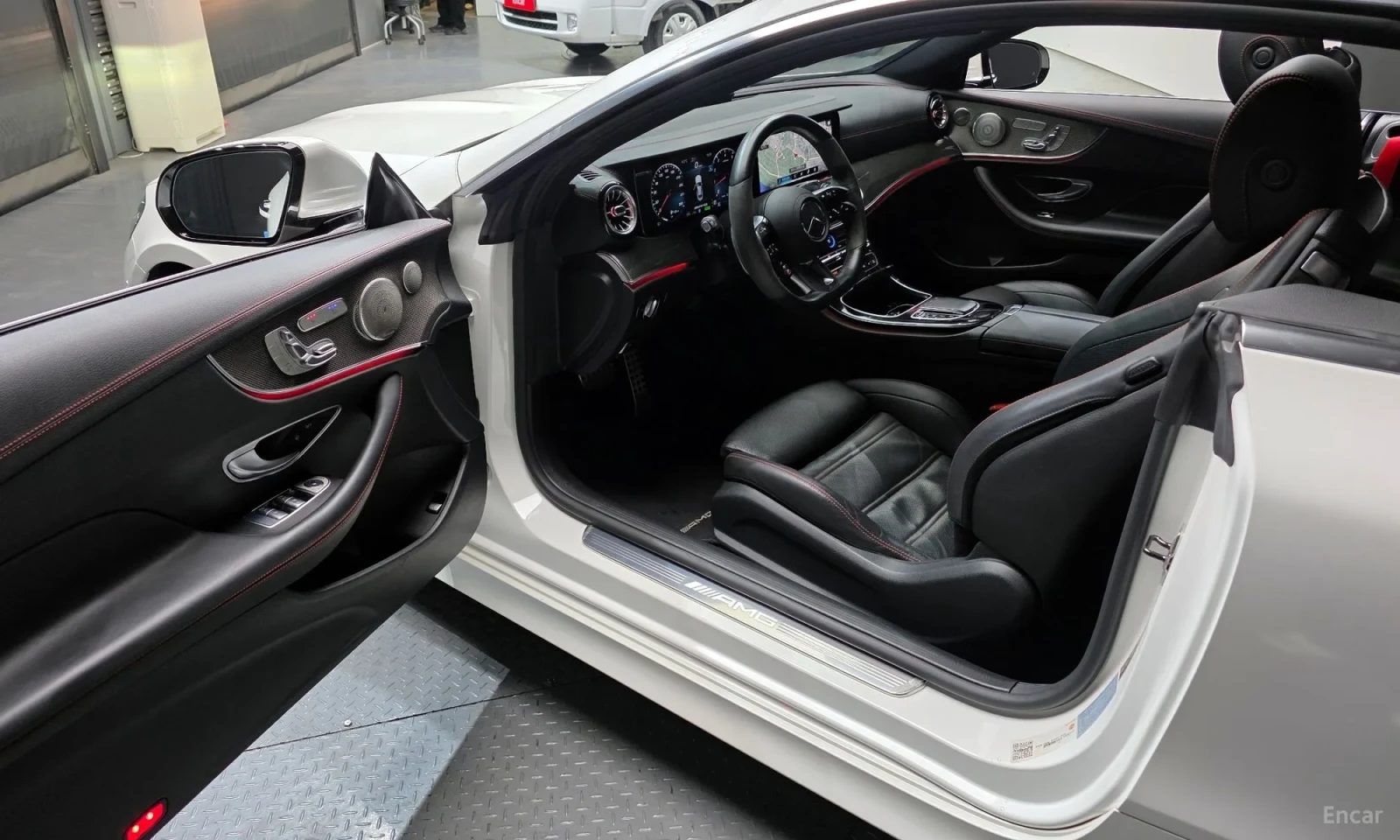 Mercedes-Benz E 53 AMG COUPE* TOP CENA* PROVERKA NA JIVO* AMG* , снимка 10 - Автомобили и джипове - 55611436