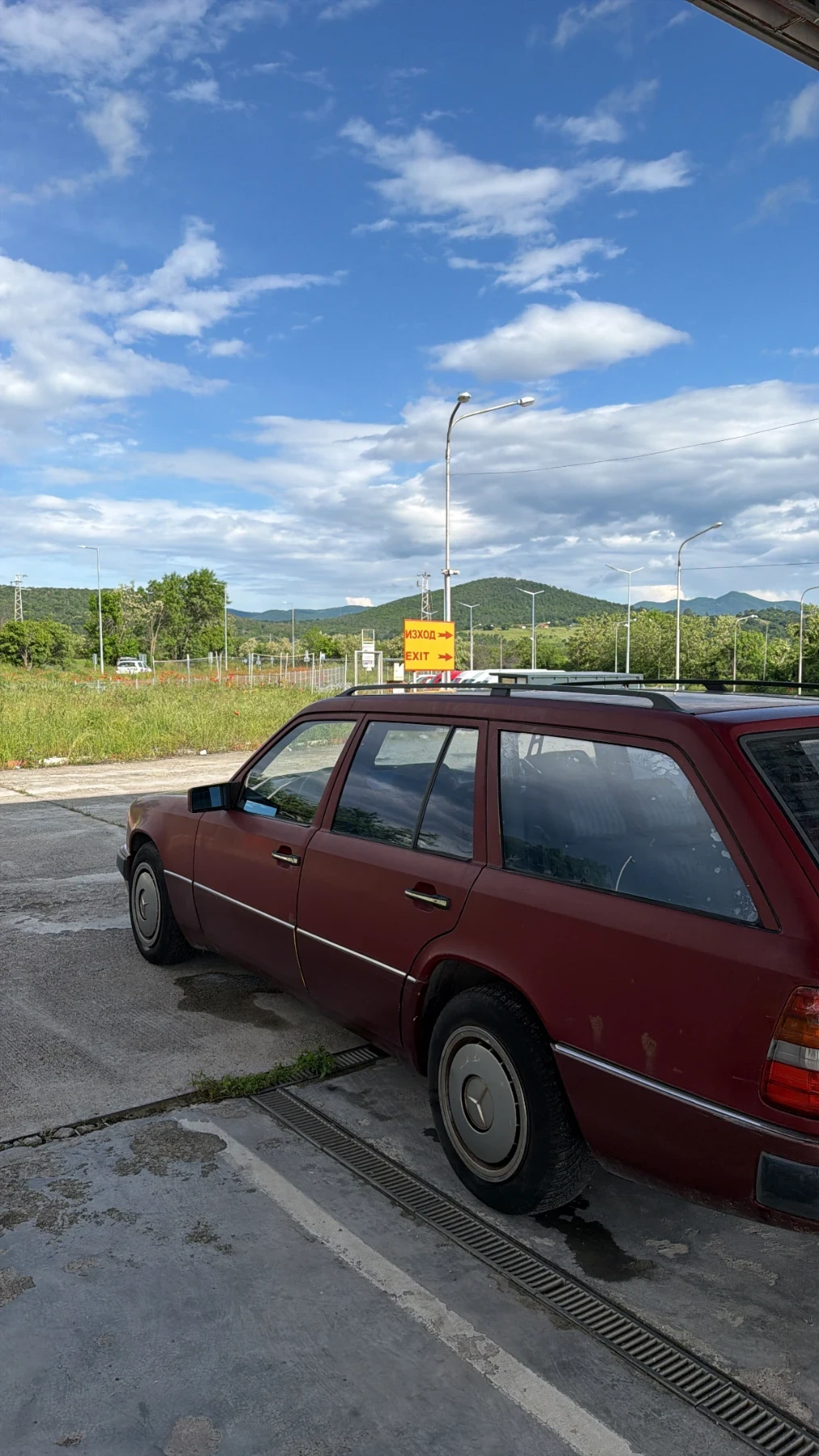 Mercedes-Benz 124 W124 250D, снимка 3 - Автомобили и джипове - 55972585