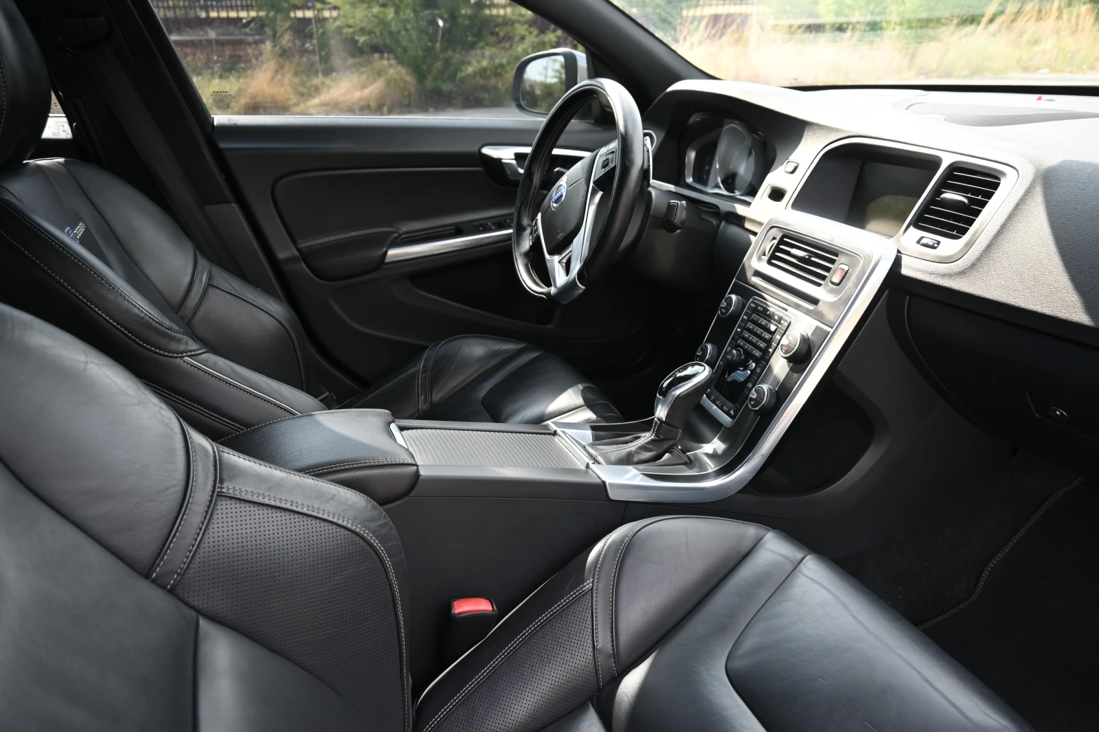 Volvo S60 R Design, снимка 5 - Автомобили и джипове - 56150886